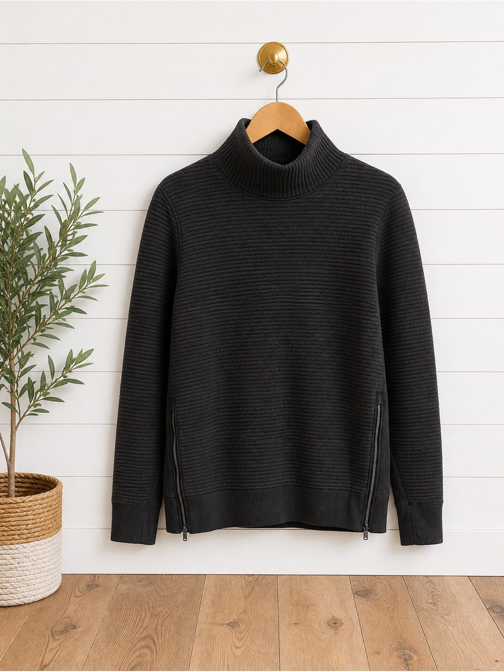 🖤 All In Motion Ribbed Turtleneck Sweatshirt | Pullover | Black | Size L